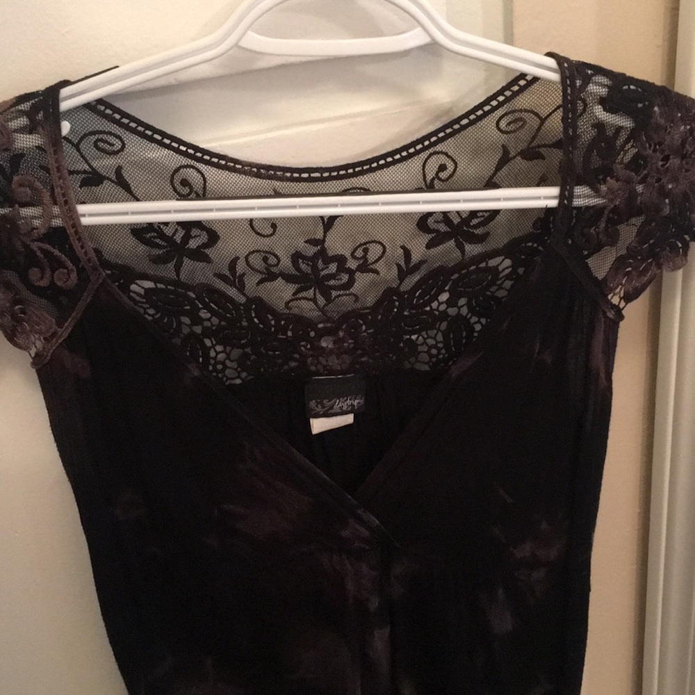 Daytrip blouse with lace 🌼3 for $20🌼